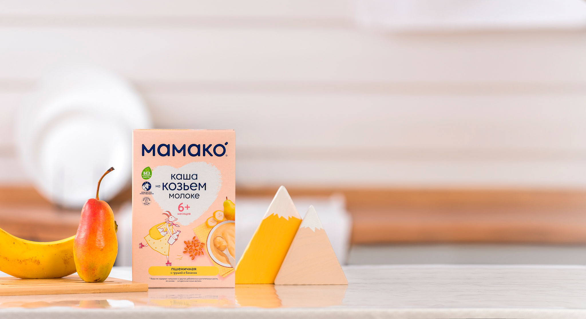 Ешкі сүтіндегі алмұрт пен банан қосылған бидай МАМАКО<sup>®</sup> ботқасы