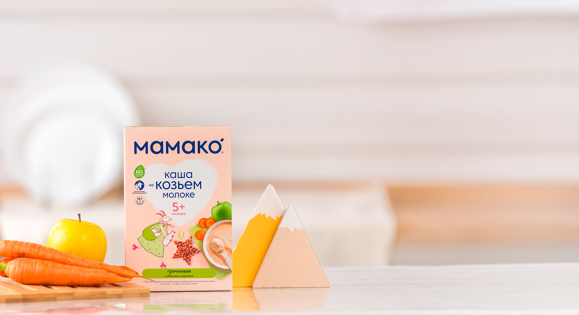 Ешкі сүтіндегі алма пен сәбіз қосылған қарақұмық МАМАКО<sup>®</sup> ботқасы